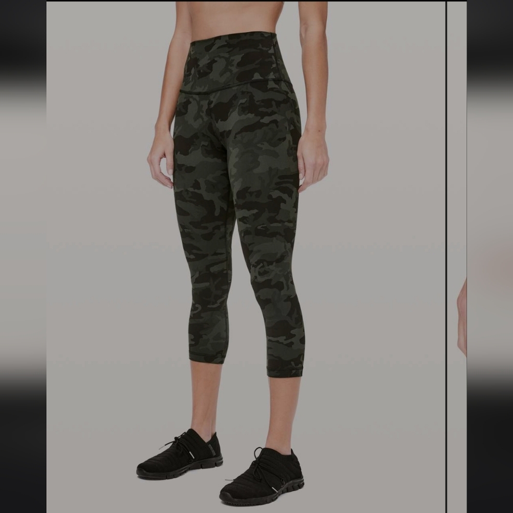 Lululemon Align High Rise Crop Leggings 21" Incognito Camo Multi Gator Green